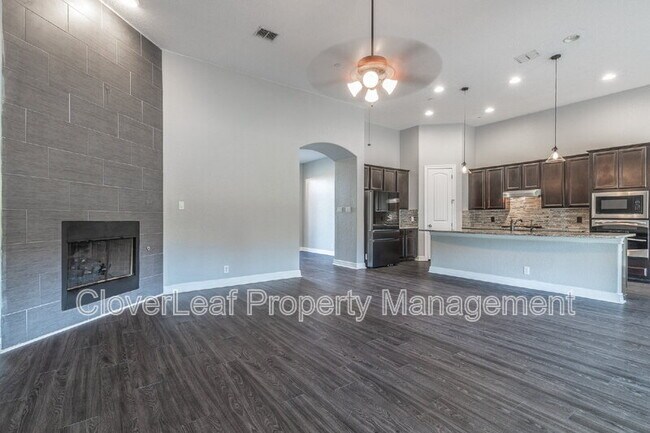Building Photo - 6210 Fishpond Rd