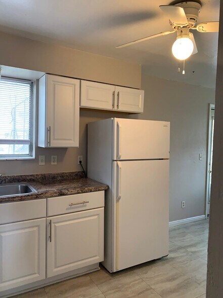 Building Photo - 3494 Westlake Cir