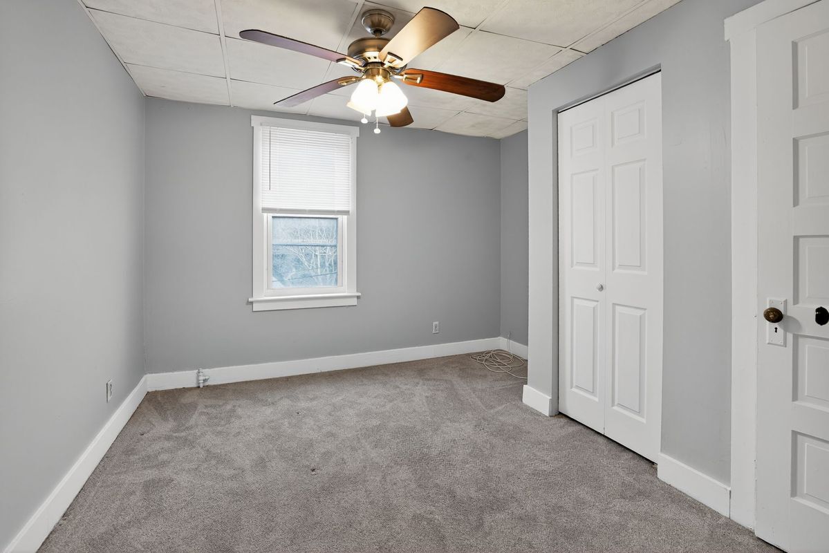 Building Photo - 184 Greenfield Ave