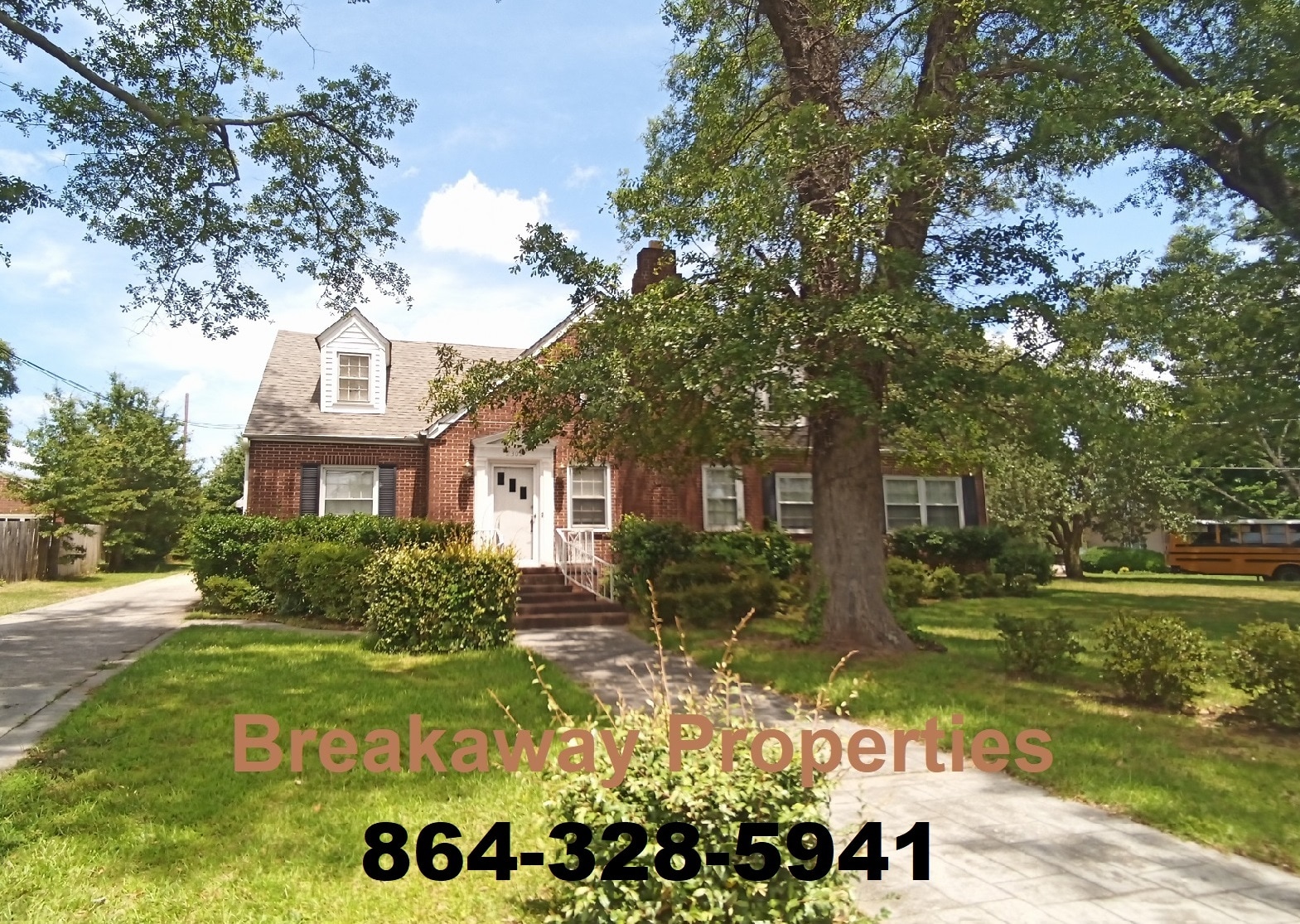 Building Photo - 2302 Whitehall Ave