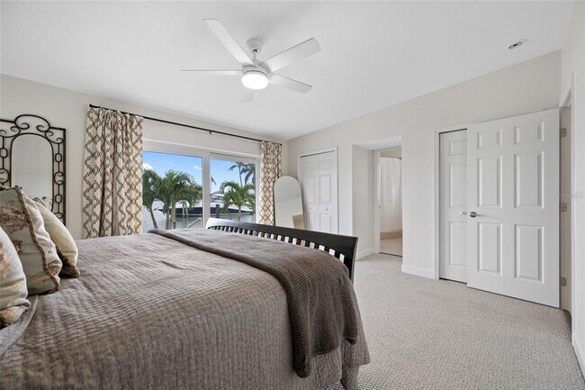 Building Photo - 540 59th Ave