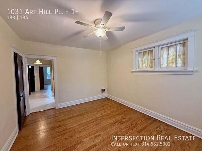 Building Photo - 1031 Art Hill Pl