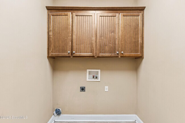 Building Photo - 53 Deer Ln