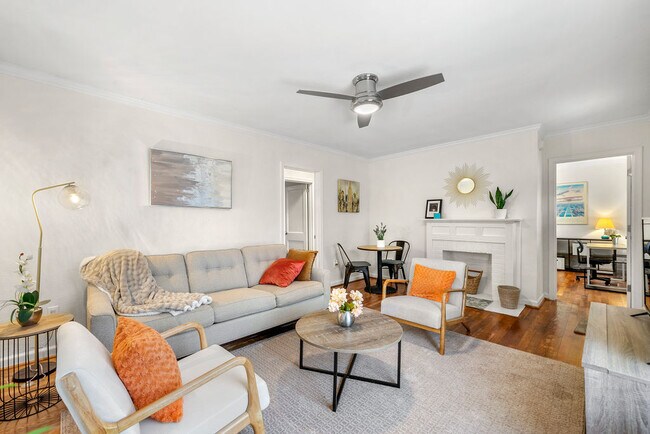 Primary Photo - 711 Campbell Cir