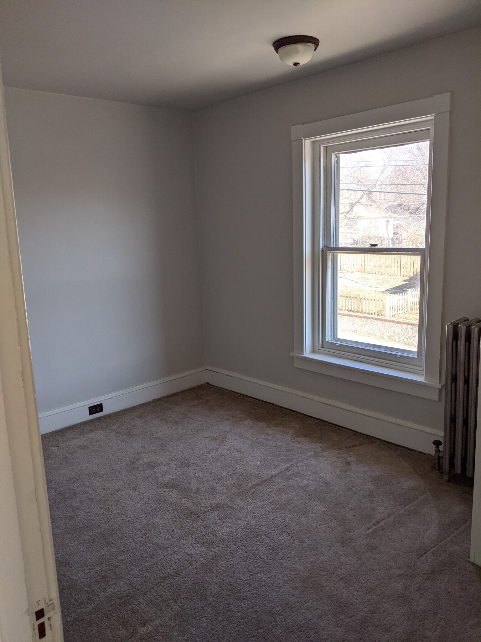 Building Photo - 69 W 5th St