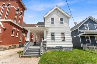 Building Photo - 3271 W 43rd St