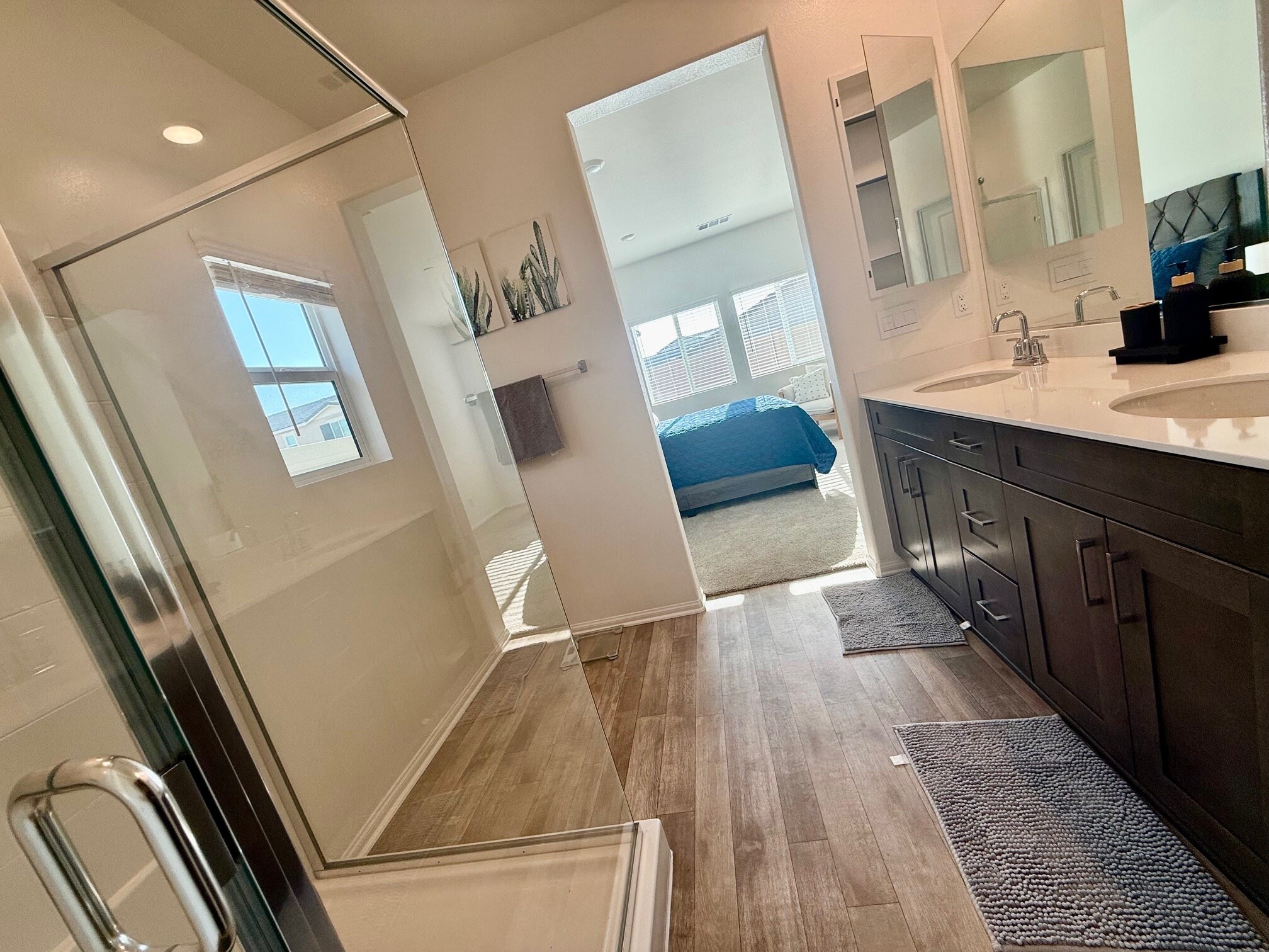 master bathroom - 13895 Vantage St