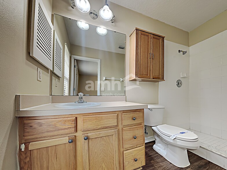 Building Photo - 4975 Marsh Harbor Dr