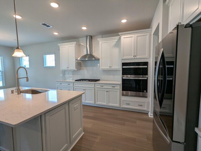 Building Photo - Beautiful 5 Bdrm New Construction Home in Johns Island