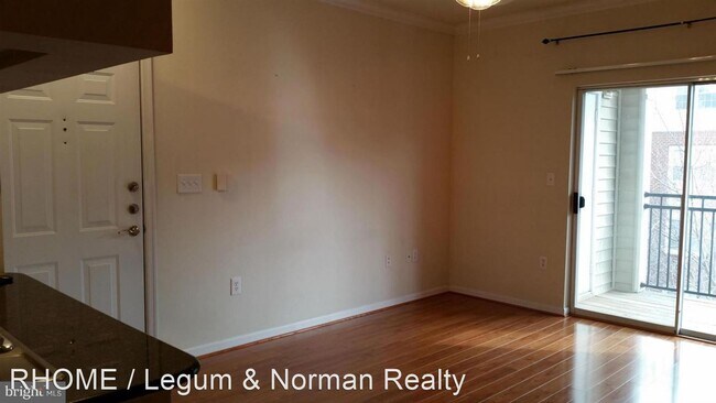 Building Photo - 12949 Centre Park Cir