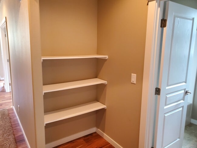 Building Photo - COMING SOON - 3 Bed 2 Bath single level - Fence - 2 Car Garage