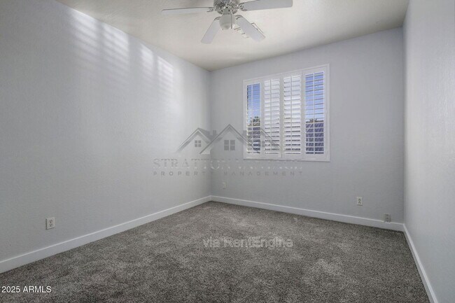 Building Photo - 2900 E Riviera Pl