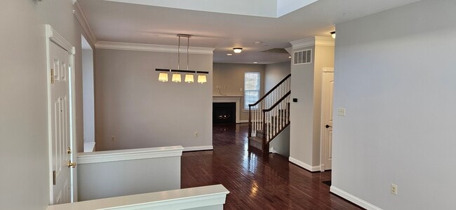 Building Photo - 911 Caralea Dr