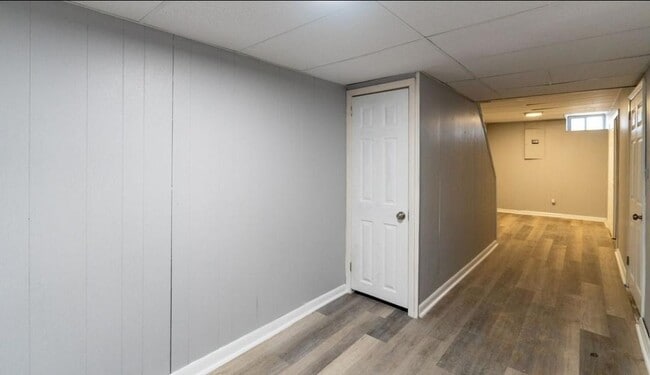 Building Photo - 2835 Winton St