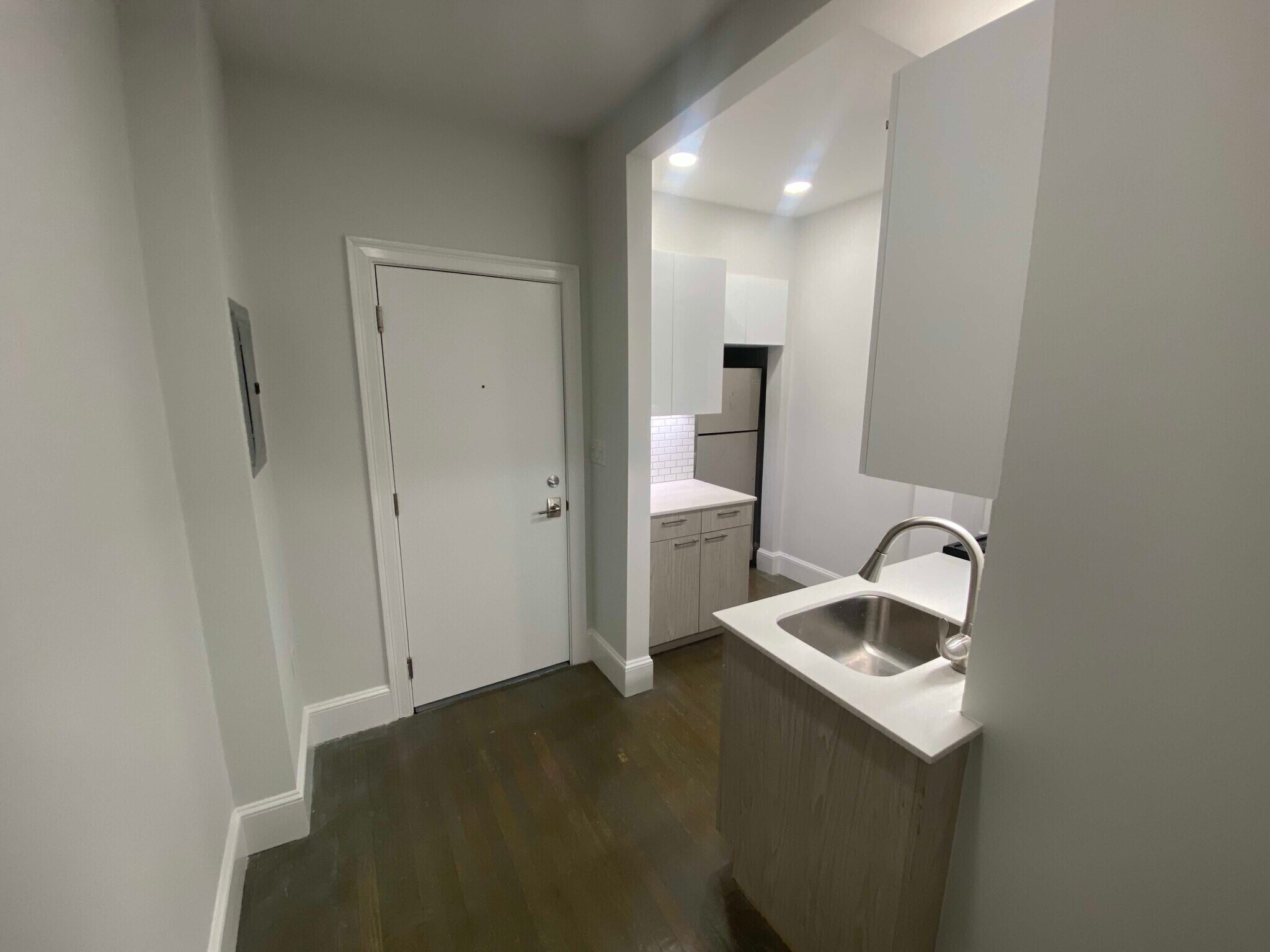 Building Photo - 111 Park Dr