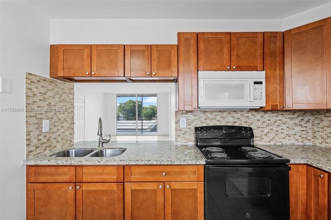 Building Photo - 14170 SW 84th St