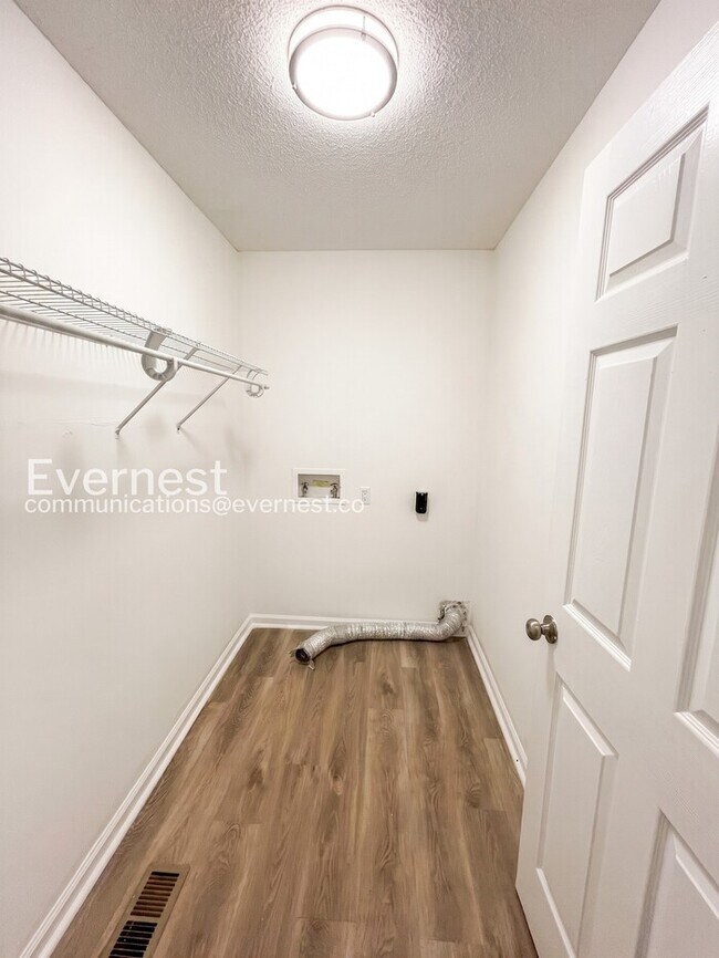 Building Photo - 2503 Elkmont Dr