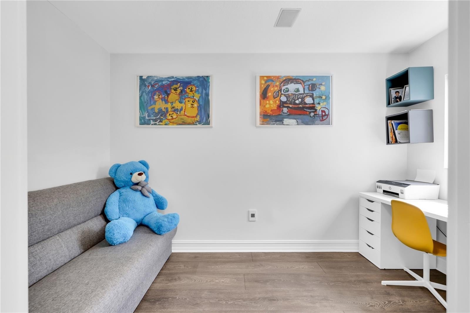 Building Photo - 3015 NE 208th St