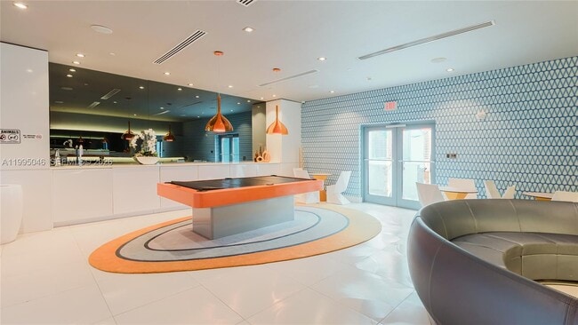 Building Photo - 31 SE 6th St