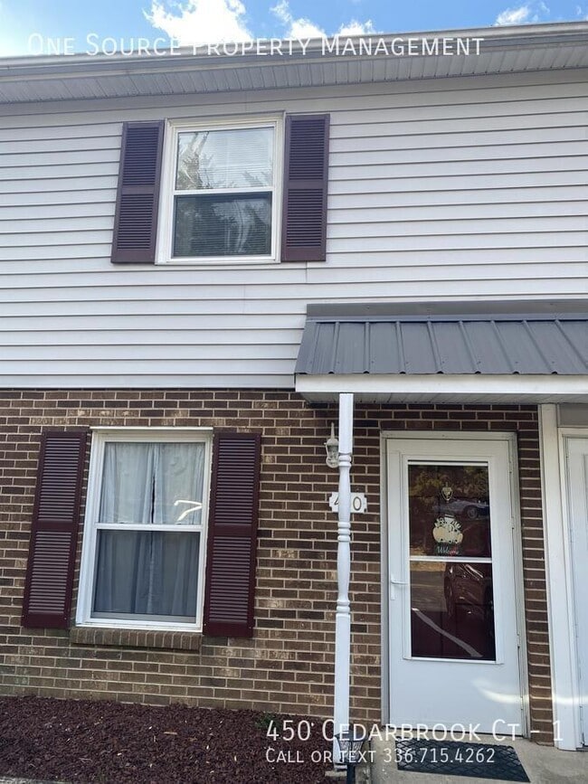 Building Photo - 450 Cedarbrook Ct