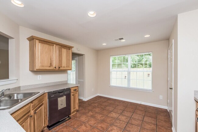 Building Photo - 73 Hamil Ct NW
