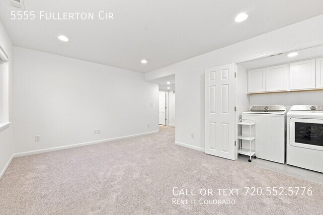 Building Photo - 5555 Fullerton Cir