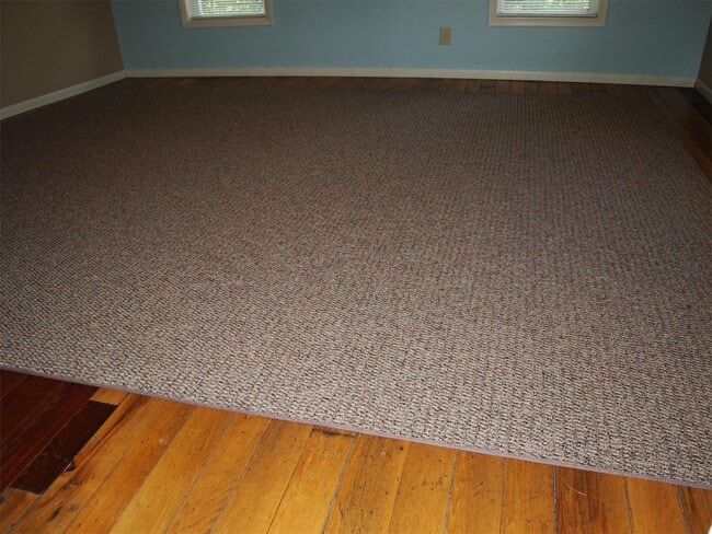 Building Photo - 7840 Tuttle Rd