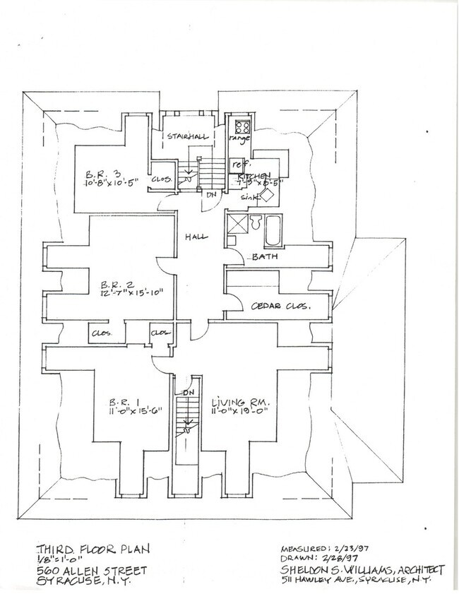 Building Photo - Available 6/1/26 Spacious 2nd/3rd Floor Du...