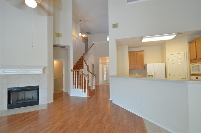 Building Photo - 9005 Mountain Mist Ln