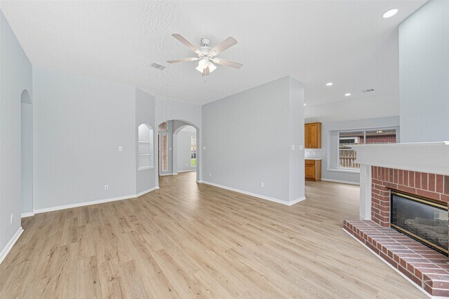 Building Photo - 9431 Tarton Way Ct