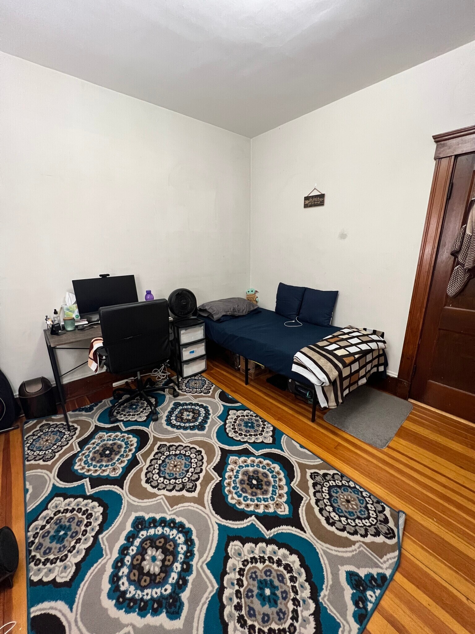 Building Photo - 223 Holland St