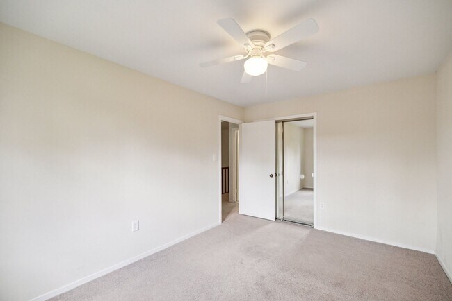 Building Photo - 2832 Jermantown Rd