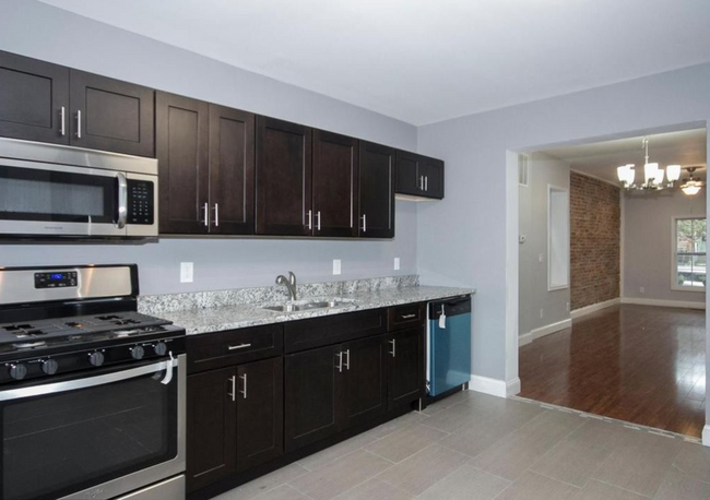 Building Photo - Beautiful Fully Renovated Baltimore City R...