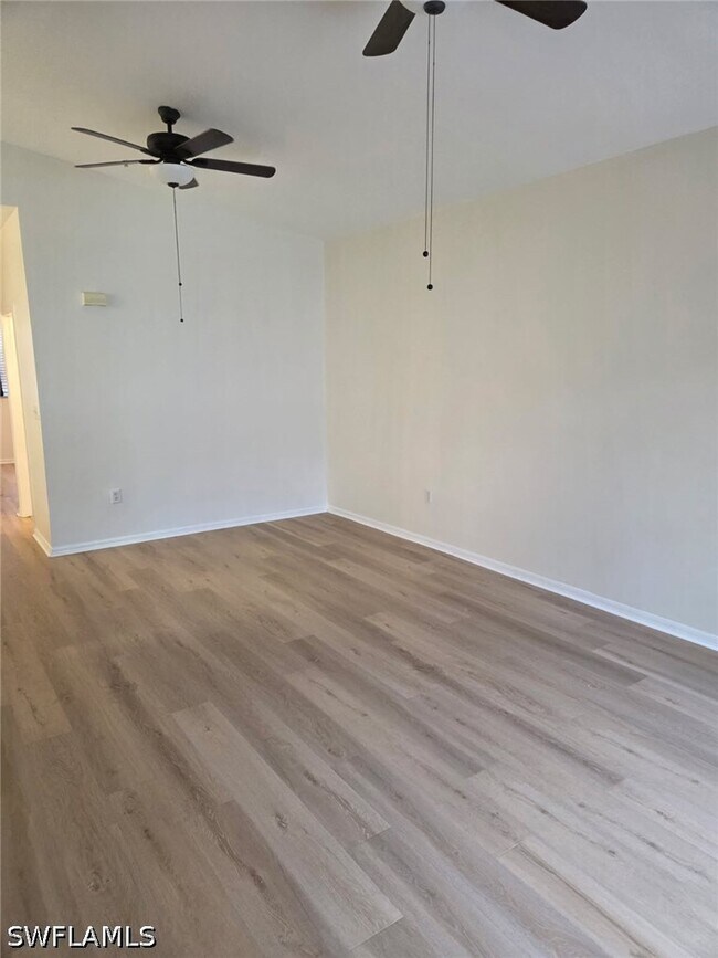 Building Photo - 15417 Bellamar Cir
