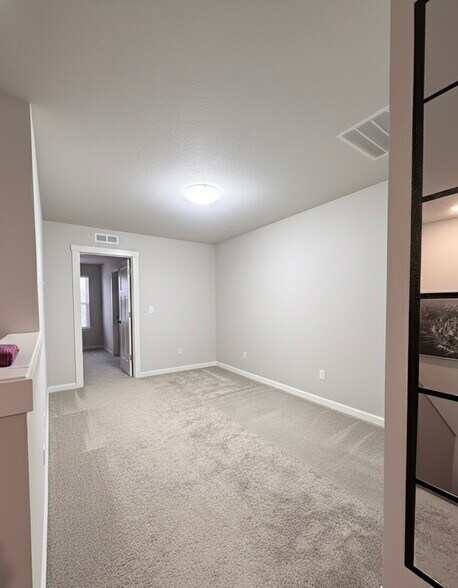 Loft - 8143 SE Leafhopper St