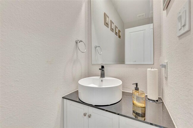 Building Photo - 13008 Cobalt Cove Ct