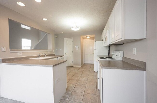 Building Photo - 9246 Eden Woods Ct