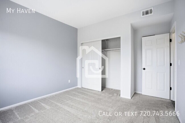 Building Photo - 2575 S Syracuse Way