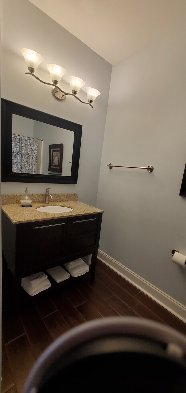 Comfort height granite vanity! - 108 Cypress Point Ct #106-B