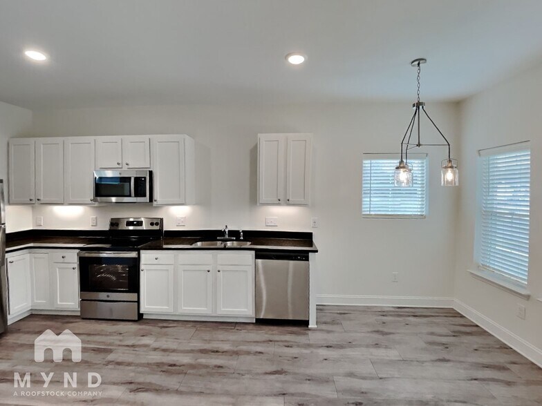 Building Photo - 2384 Eagle Creek Ct