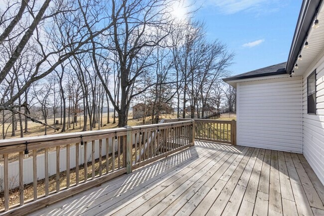 Building Photo - Beautiful, Updated Home In Jackson