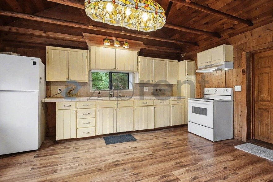 Building Photo - 30400 Withrow Rd