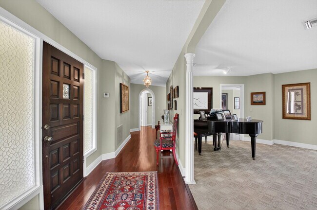 Building Photo - 30 Spanish River Dr