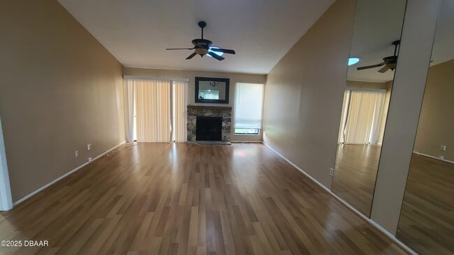 Building Photo - 140 Laughing Gull Ct