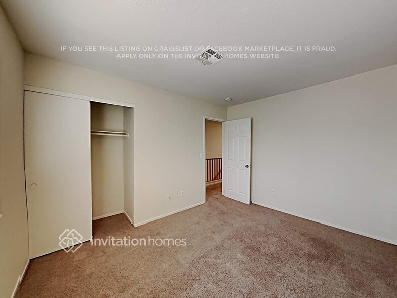 Building Photo - 7981 N Willow Pines Pl