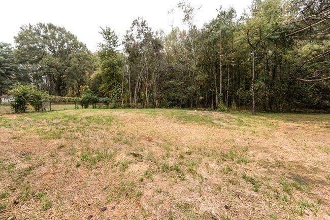 Building Photo - Beautiful 3BD/2.5BA Duplex Home!