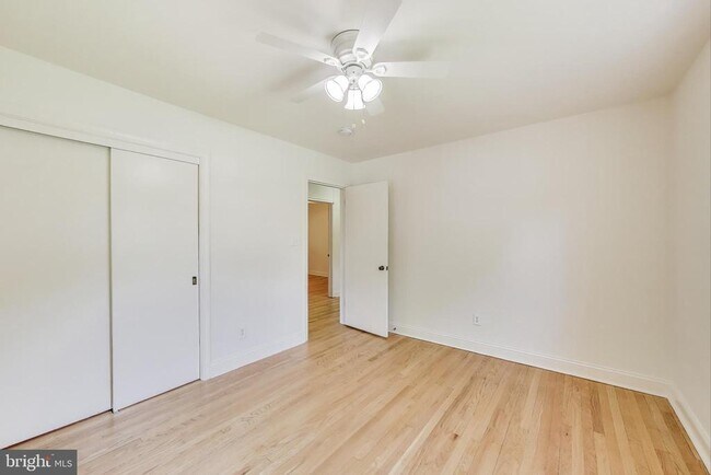 Building Photo - 3215 McComas Ave