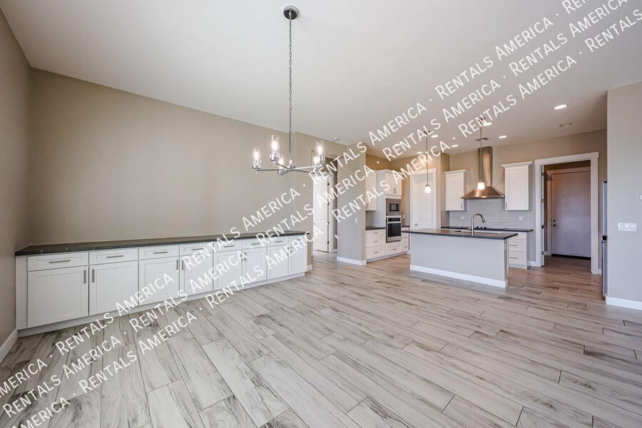 Building Photo - 31121 N 136th Wy