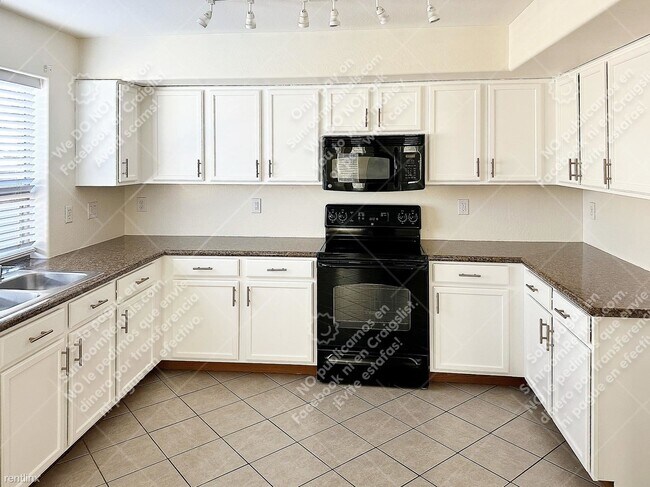 Building Photo - 4 br, 2 bath House - 624 W. Mesquite Tree Ln