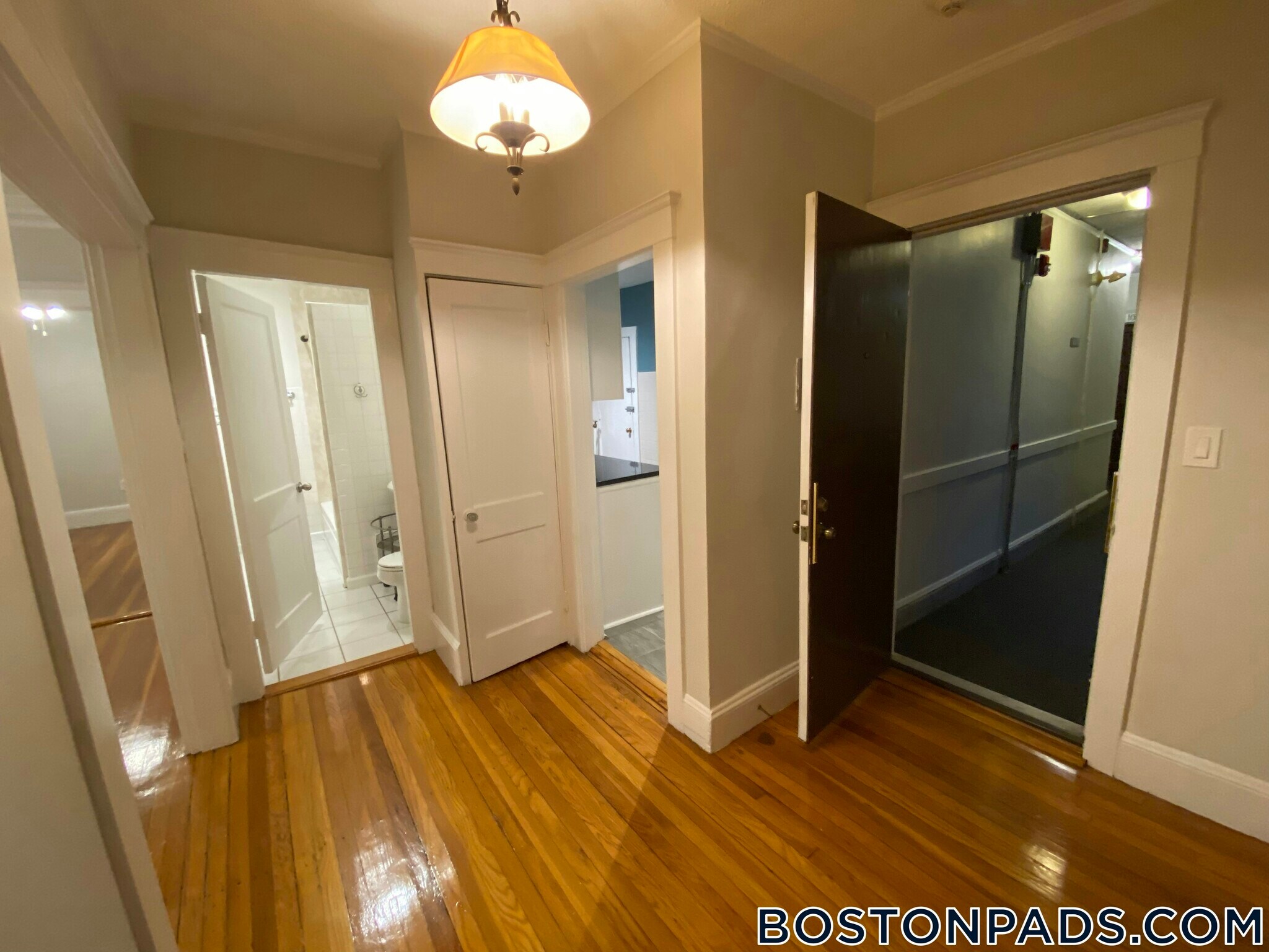 Building Photo - 26 Chiswick Rd